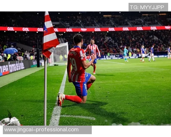 英超历史冷门：里昂逆转巴萨上演惊天大逆转引爆全场热议