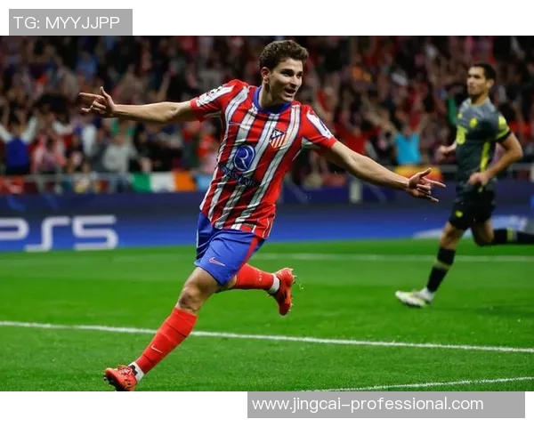 马竞逆转曼联3-0晋级世界杯精彩集锦瞬间引爆全场热情